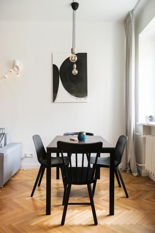 Plac Wilsona Comfy Apartment Varsó Kültér fotó